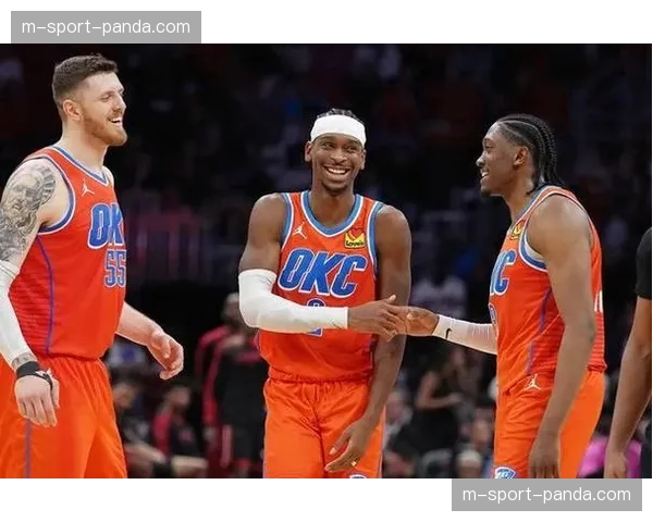 雷霆双塔五外实验成功，哈滕施泰因与霍姆格伦组合限制对手百回合得分